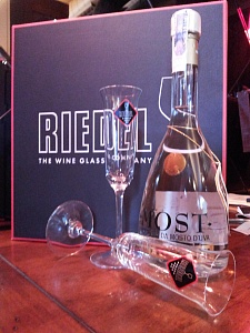Most Uve Miste + 2 Riedel Crystal Glasses Ciliegio/Cherry Barrique (Gift box)